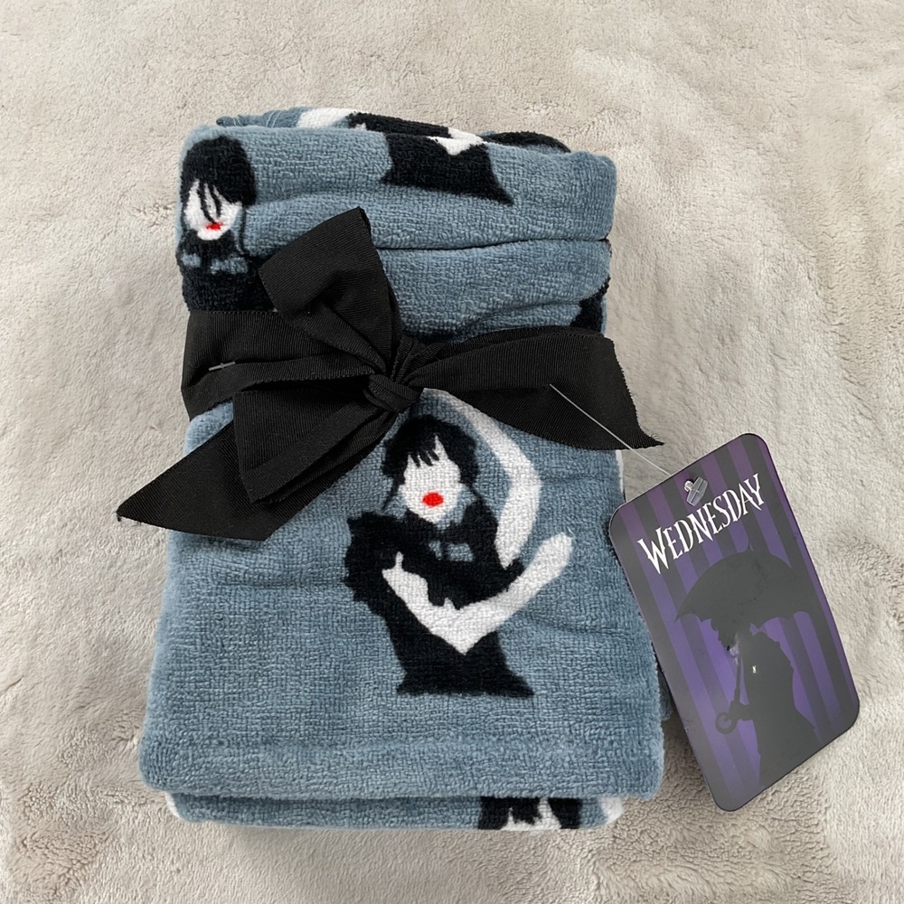 Wednesday Addams 2 Pack Hand Towels 16x28 Cotton Blue Goth Dance MGM New